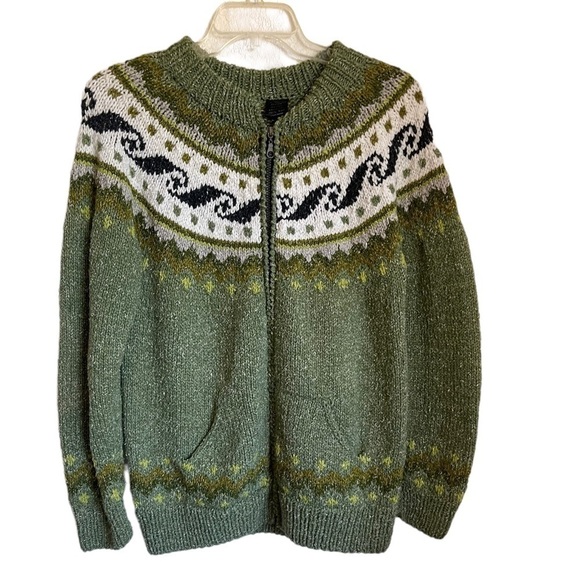 Otavalo Sweaters - Otavalo Native American Wool, full zip Sweater. Size Medium- see measurements.